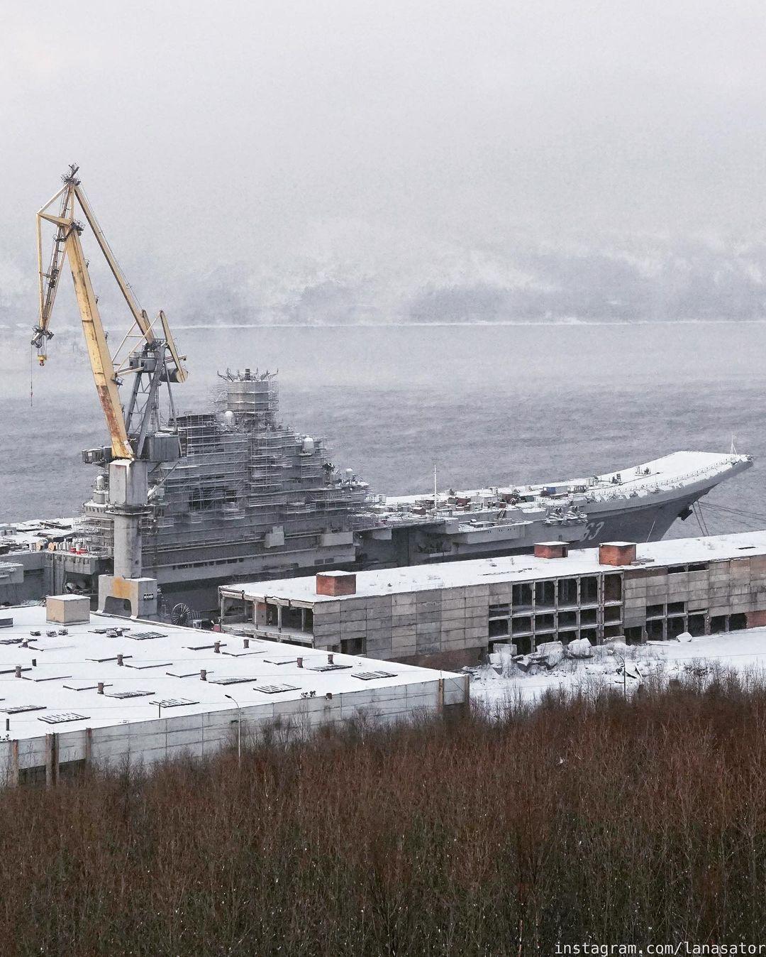 Aircraft Carrier Admiral Kuznetsov: News #2 - Page 29 08-9369985-instapic-48937