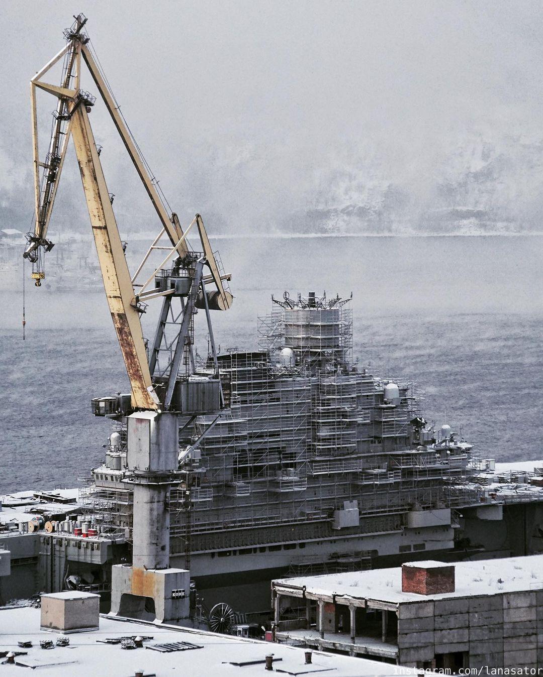 Aircraft Carrier Admiral Kuznetsov: News #2 - Page 29 08-9369989-instapic-48938