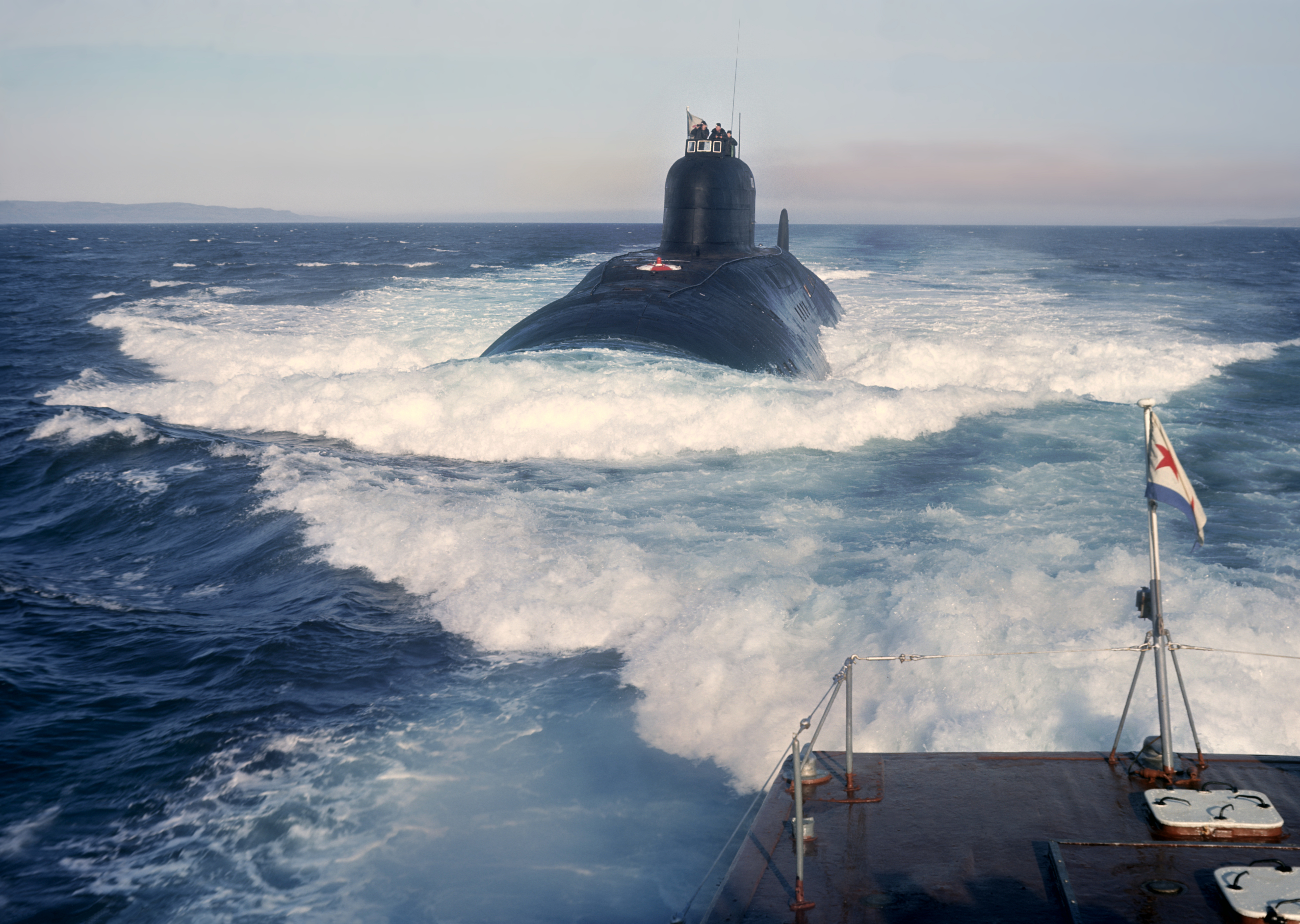 Апл подводные лодки. АПЛ атомная подводная лодка. АПЛ атомная подводная лодка 671. Проект 671 подводная лодка. Атомная подводная лодка 671 проект.