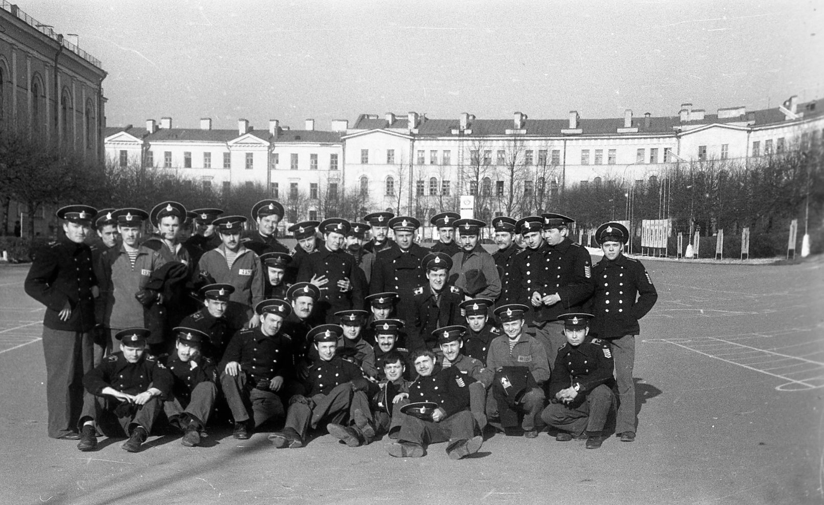 Высшее военно-Морское инженерное училище имени в. и. Ленина. ВВМИУ им Ленина в Пушкине. ВВМИУ им Ленина. Ленинградское военно Морское инженерное училище имени Ленина.